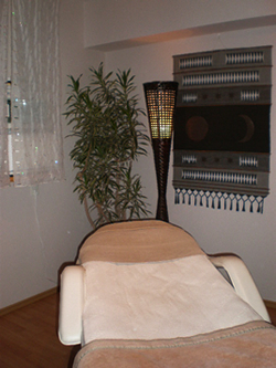 プライベートサロン A Yan お店がお得にみつかるポータルサイト お店発見伝 For Smartphone