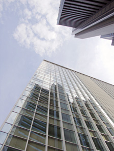 兵庫県内のフローリング工事 防水工事 塗装工事 内装仕上工事 ビル管理 ハウスクリーニングは姫路市のカワバタ商会へ